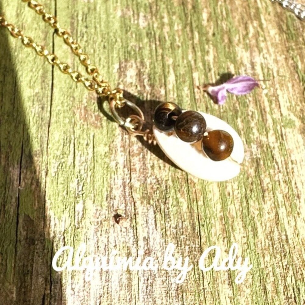 Shell and tigeres eye jeweled necklace